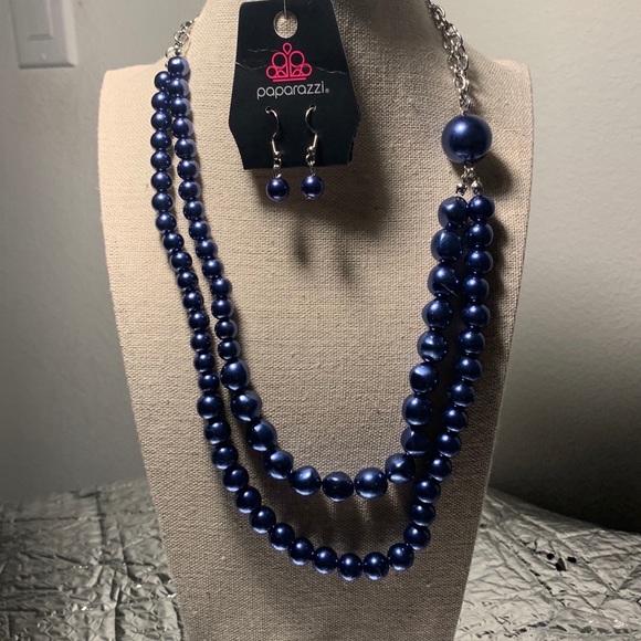 paparazzi Jewelry - Dark blue pearl like necklace with matching earrings